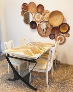 DIY Möbel Moderner Essbereich mit Holzelementen von Tatjana Sorokina - Einrichtungsberatung aus Berlin
