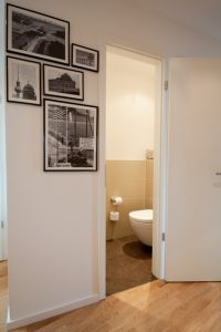 Modern design in ocean colors (bathroom) by Tatjana Sorokina - interior consultation Berlin